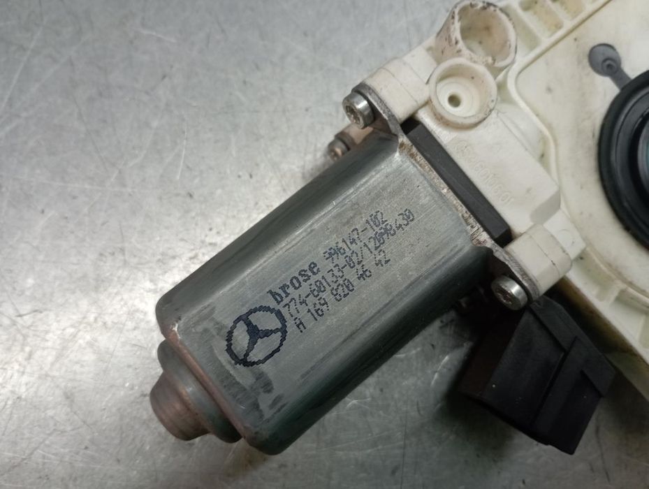 Motor vidro trás direito MERCEDES-BENZ Classe A (W169)