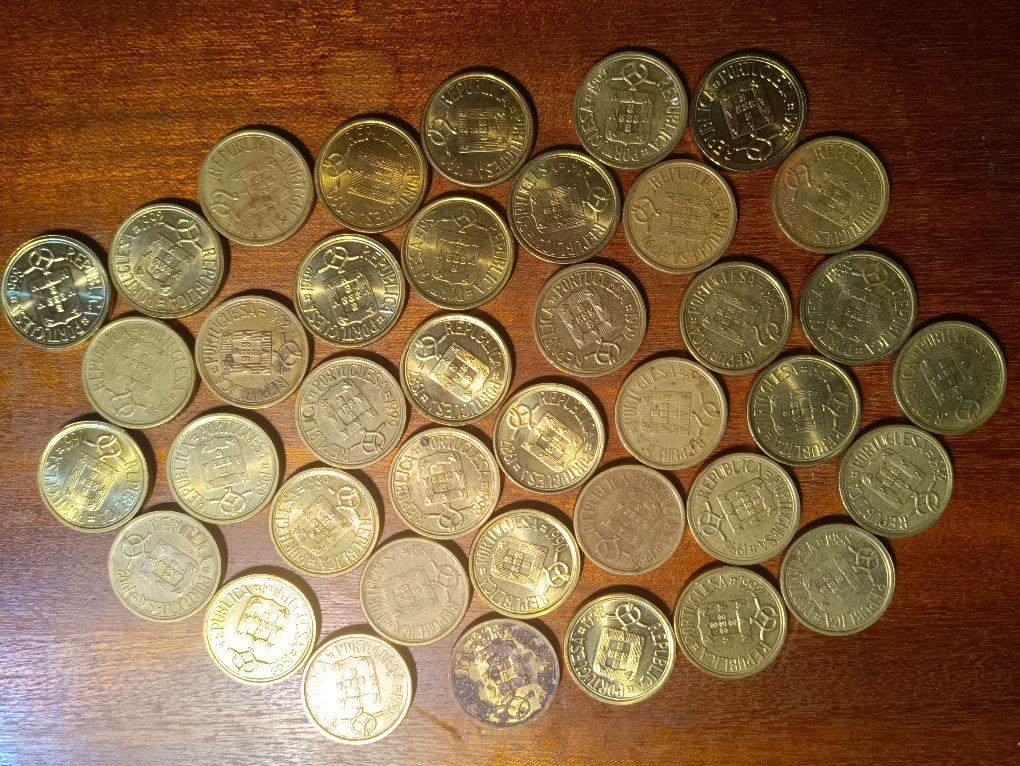 67 moedas de 10 escudos, 1986 a 2001