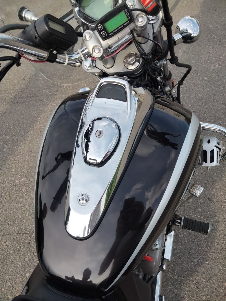 Мотоцикл Bajaj AVENGER cruise 220