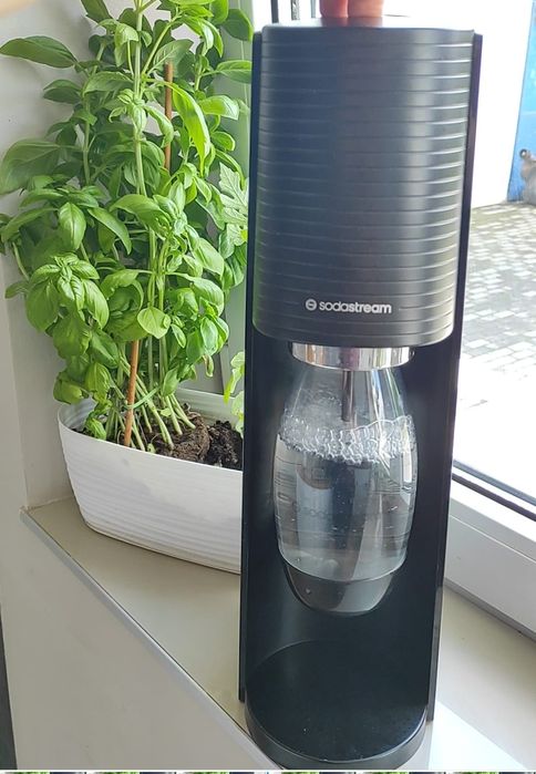Wymiana napełnianie nabojów sodastream CO2