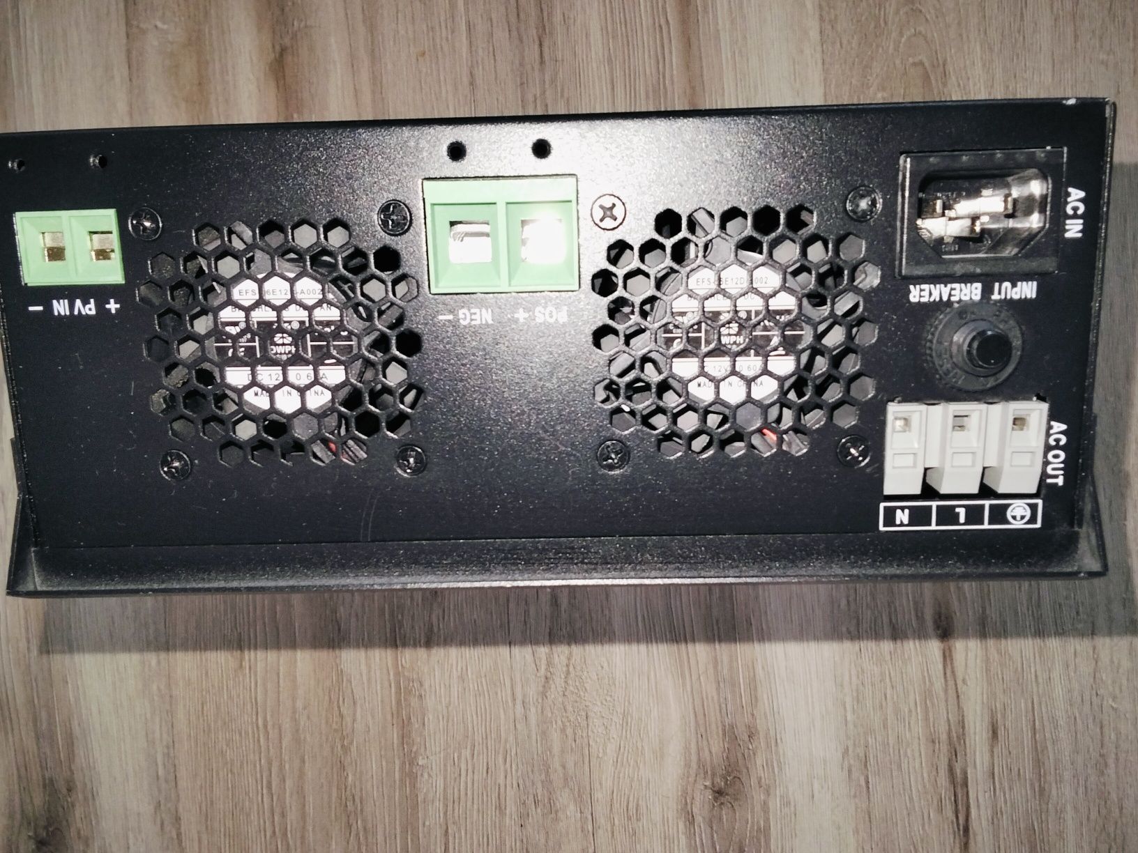 Инвертор TOMMATECH 12V 1KW.