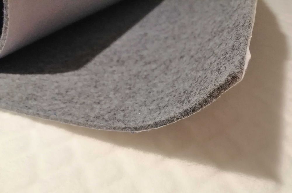 Filc samoprzylepny, szary, pod meble, 4,5mm, arkusz 50x95 cm