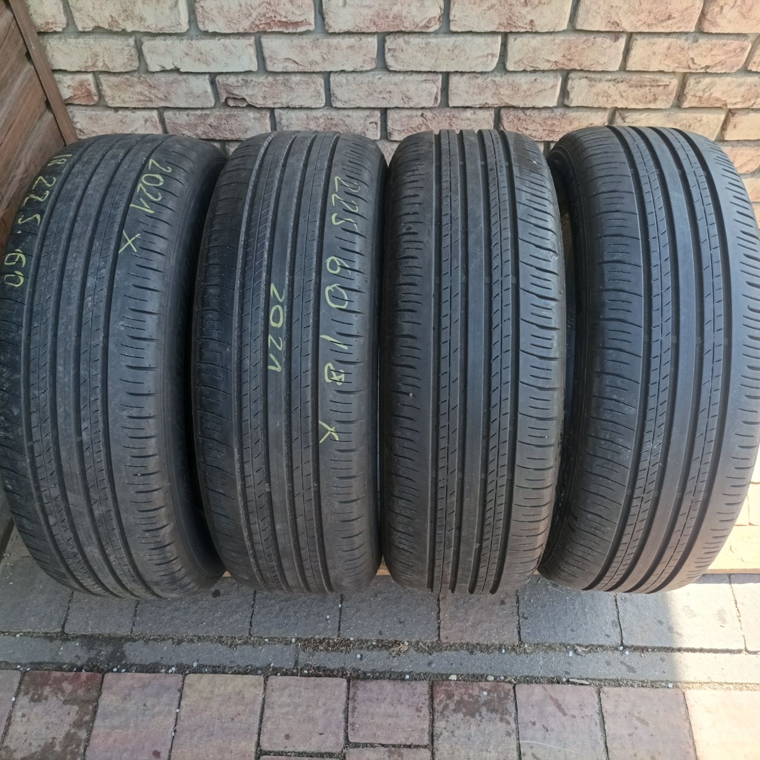 4 opony letnie 225/60/18 Dunlop 2021 rok ok 7 mm