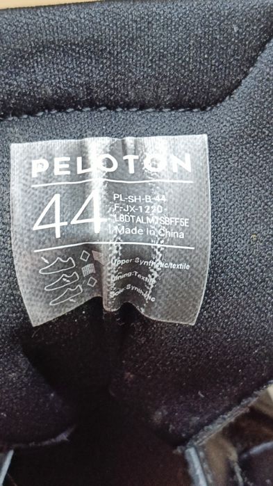 Buty rowerowe Peloton z blokami rowerowymi rozm.44