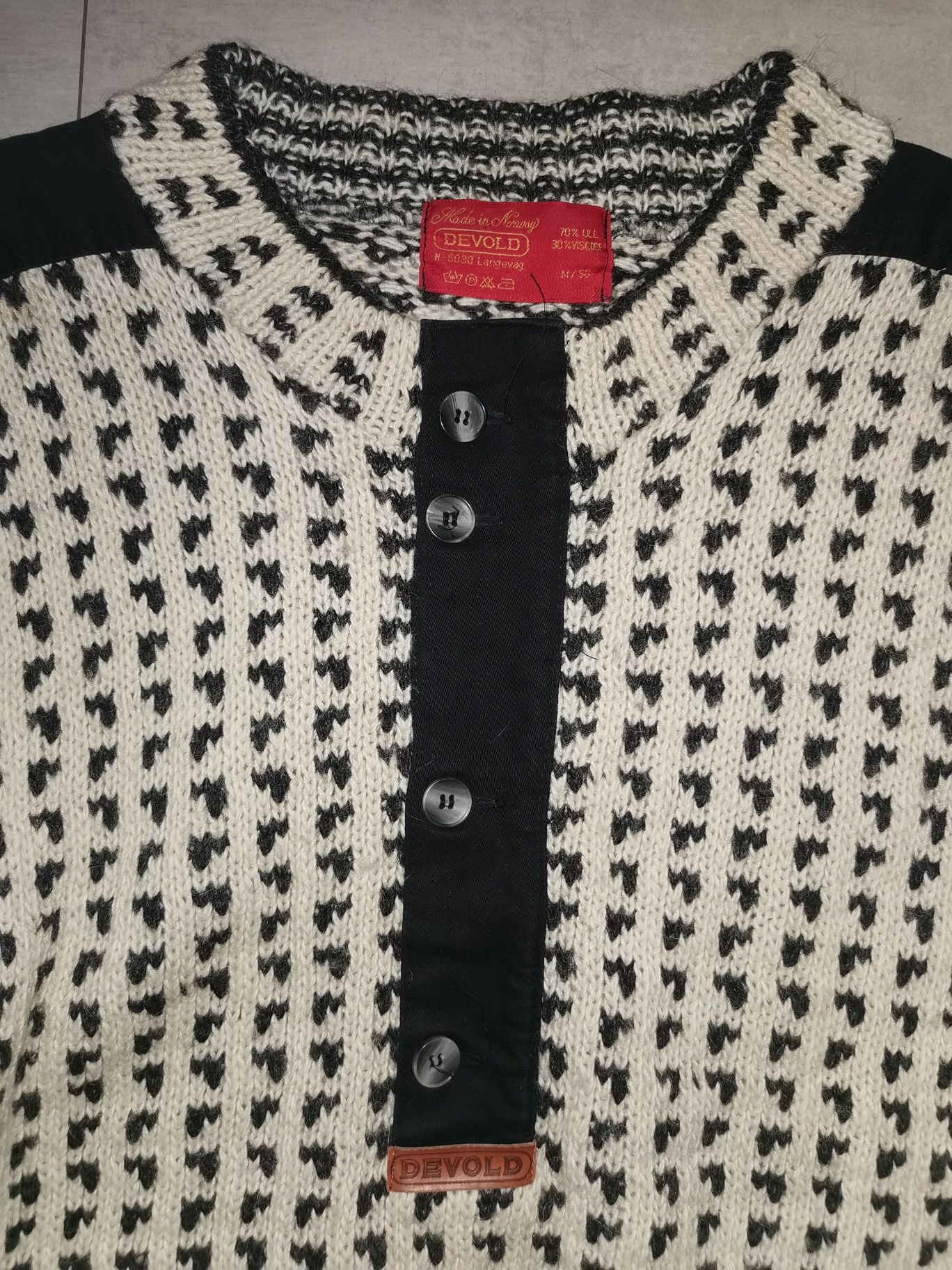 Devold Norway M/L solidny ciepły sweter wool