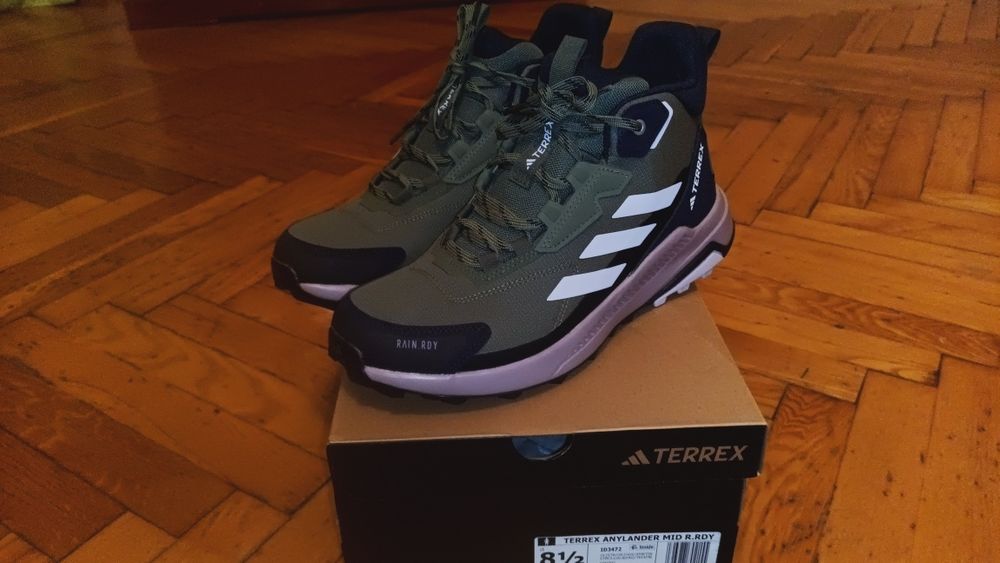 Ботинки женские Adidas Terrex Anylander Mid Rain.Rdy Hiking Shoes Oliv