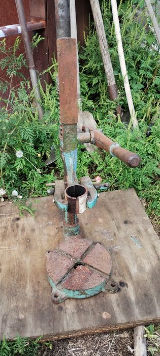 Стійка під дрель.Єлектродвігатель.