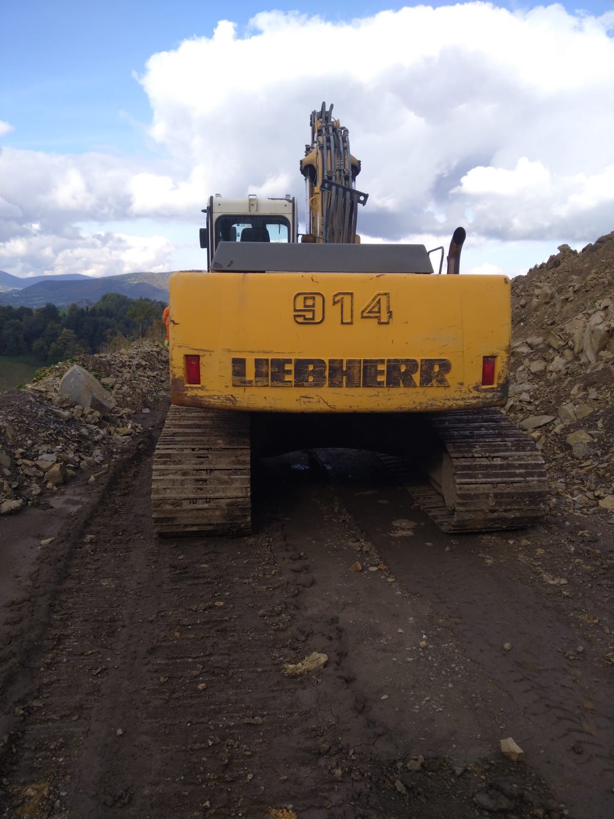 Sprzedam koparkę Liebherr 914