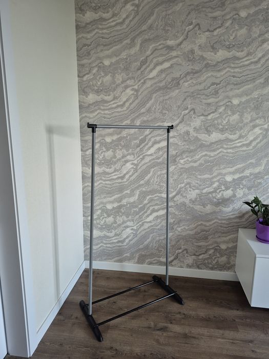 Тримач для одягу вішалка