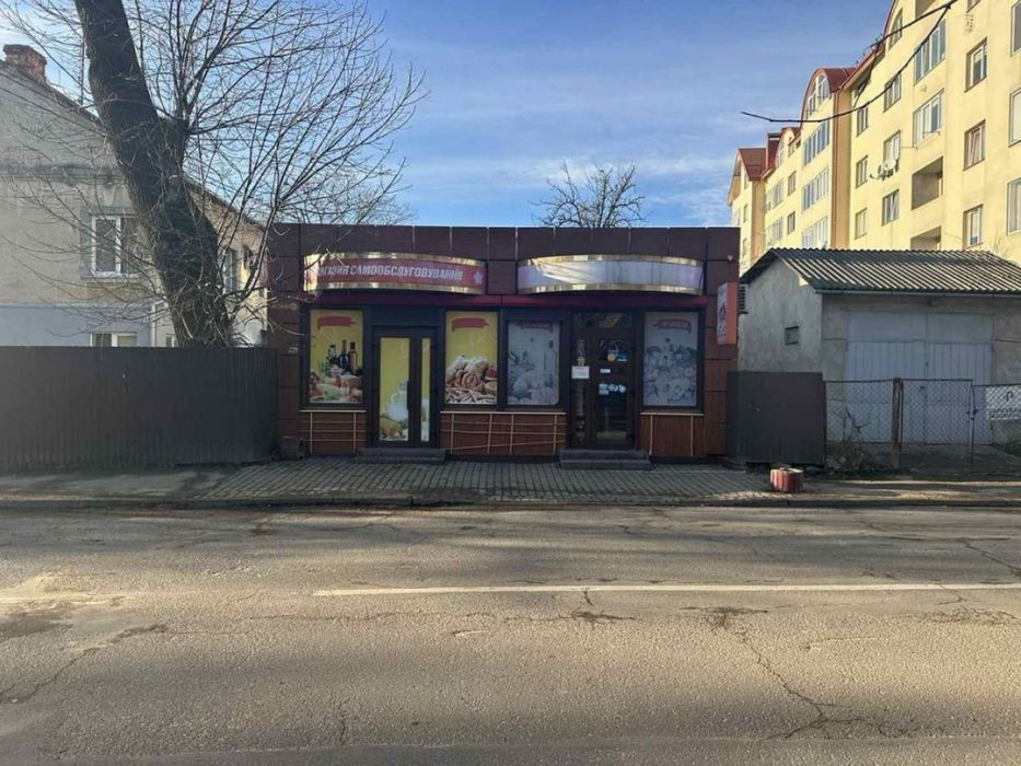 Продам комерційне приміщення по вул.Петлюри