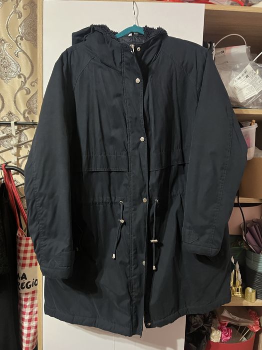 Жіноча парка 54-56 розмір