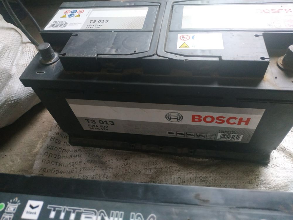Аккумулятор 88Ah-12v BOSCH (T3013)