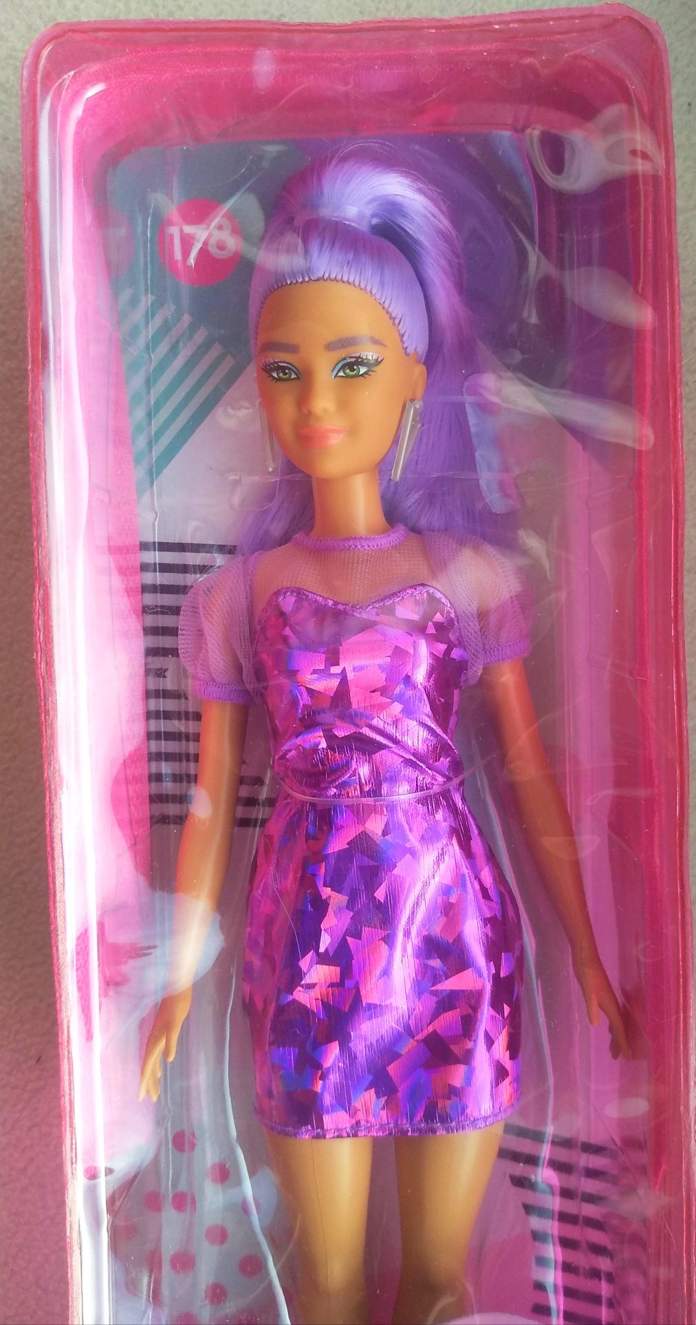 Nowa Barbie Fashionistas 178 Modne Przyjaciółki, lalka Mattel fiolet