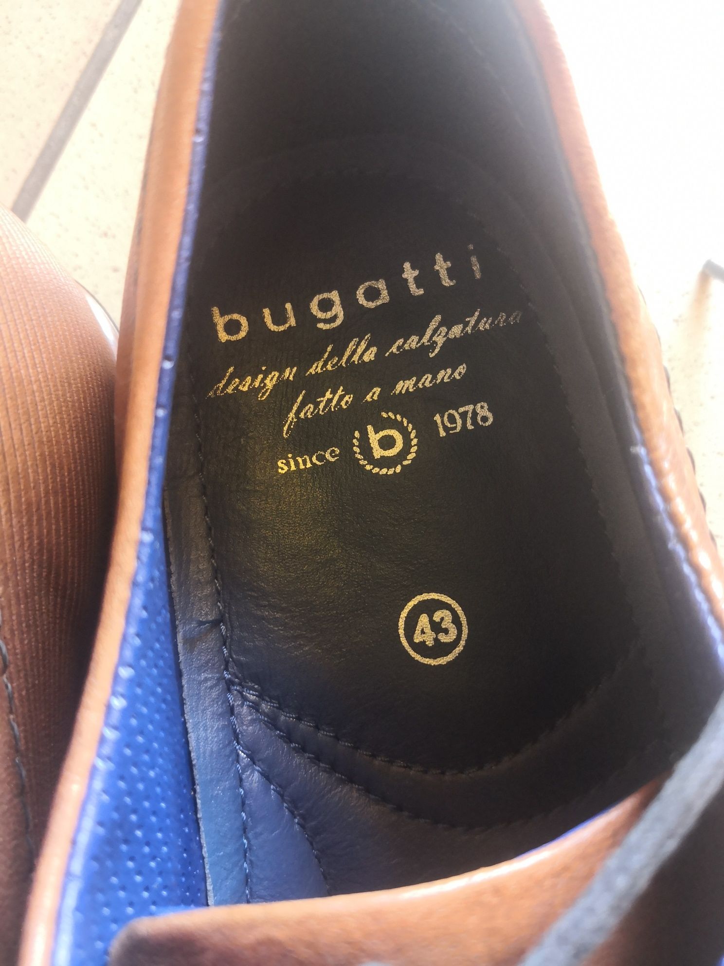 Nowe buty bugatti ze skóry