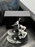 nowy Jordan 4 Retro Fear Moda rozmiar.40