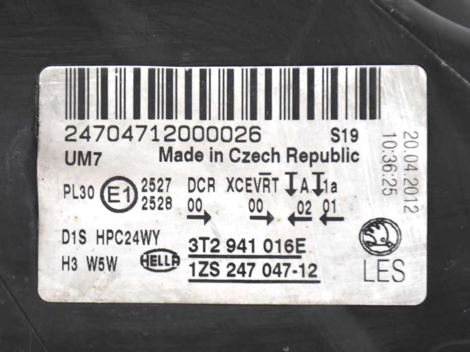 Фара передня права SKODA SUPERB 3T 2008–2013 (ксенон, в зборі з блокам