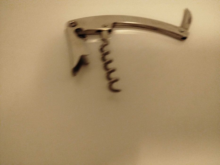 Korkociąg kelnerski ze stali nierdzewnej