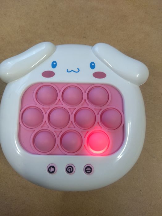 Gra zręcznościowa popIT na baterie