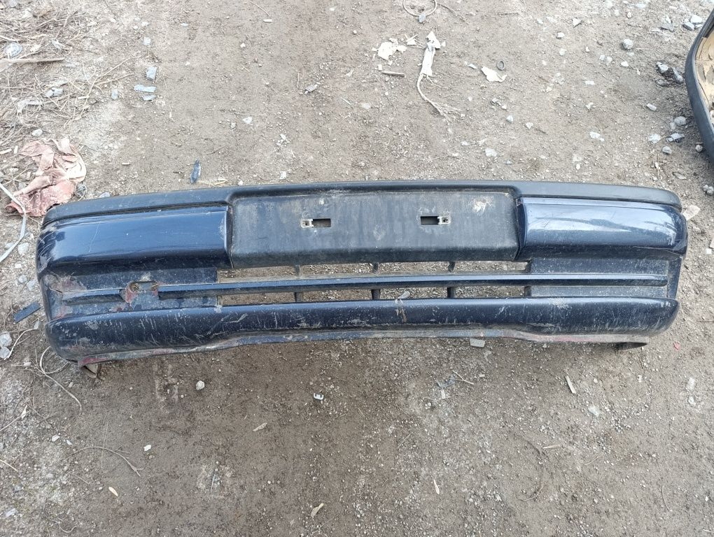 Передний бампер Opel Vectra A 1989-1995г Оригинал