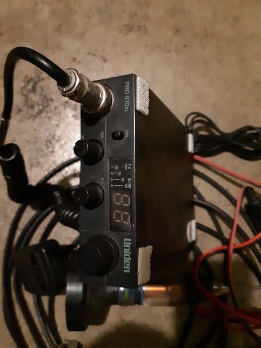 CB radio Uniden + antena President