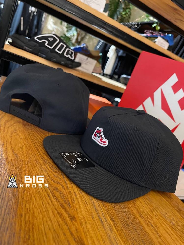 Кепка унісекс Jordan Pro Cap S Fb Br Snkr Ptch