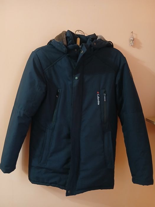 Продаю  куртку  підросткову чоловіча .