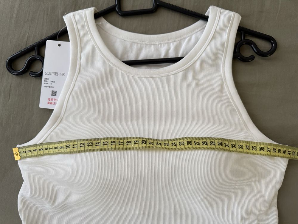 Майка з ліфом під Uniqlo