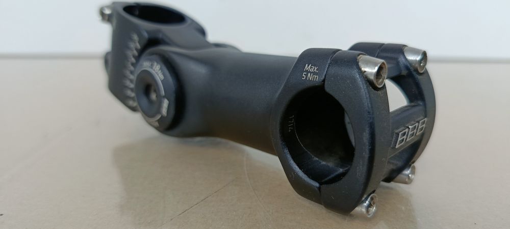 Nr1. Mostek regulowany BBB . 110mm.