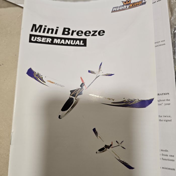 Model Szybowiec zdalnie sterowany Mini Breeze z Hobby King