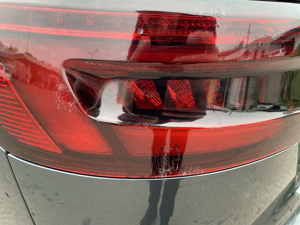 Комплект задніх led ліхтарів/фар Audi A4 B9 (8W5945091)