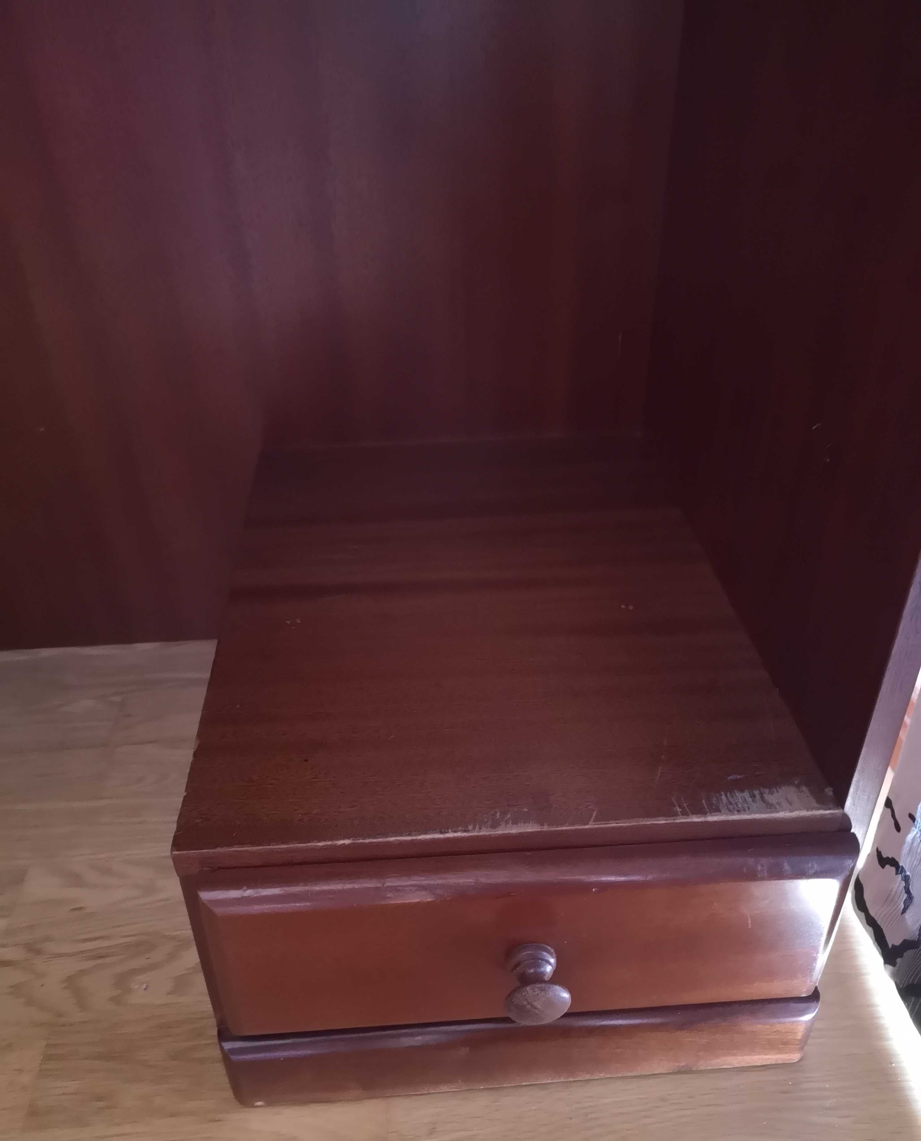 Secretária de Escritório