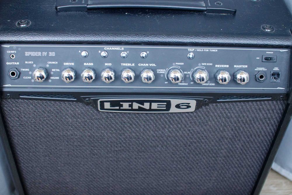 Wzmacniacz gitarowy Line 6 Spider IV 30