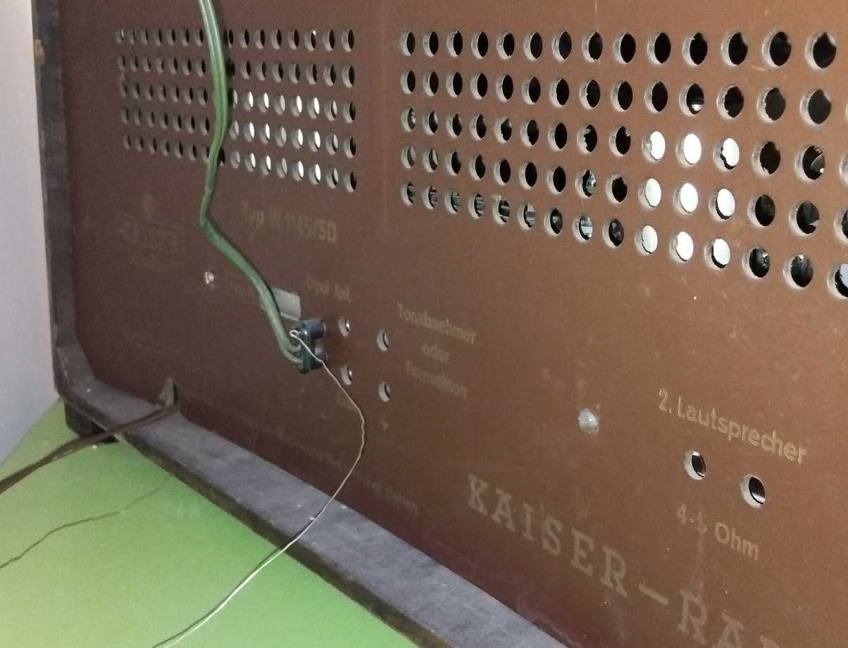 Stare niemieckie radio lampowe Kaiser 1145-3D sprawne