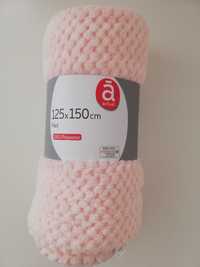 Manta rosa nova e embalada 125x150