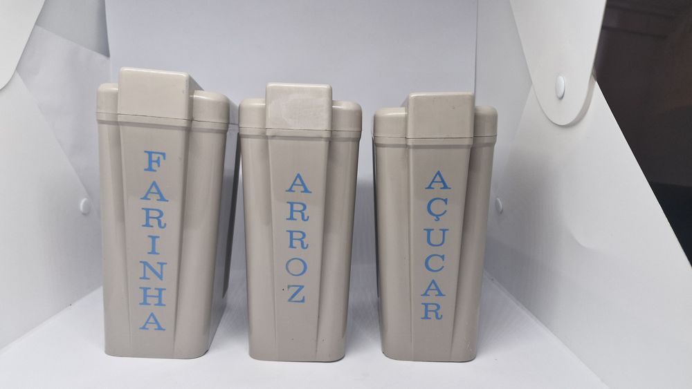 Caixas de cozinha vintage