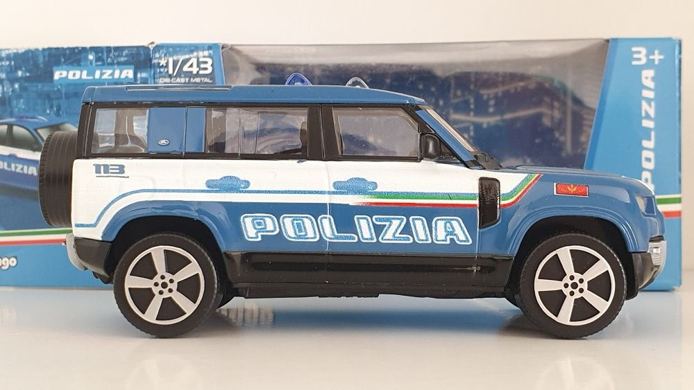 Land Rover Defender 110 Polizia Policja Bburago Burago 1:43