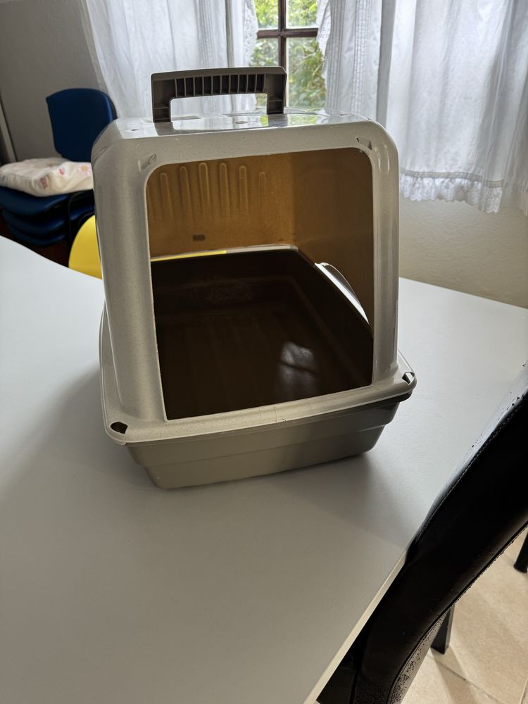 Caixa de areia para gatos