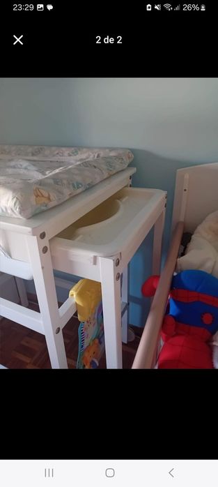 Fraldario com banheira