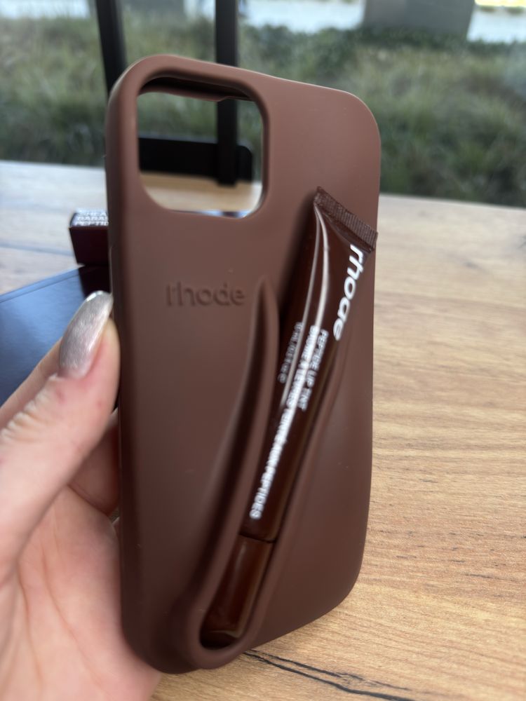 Etui + błyszczyk Rhode