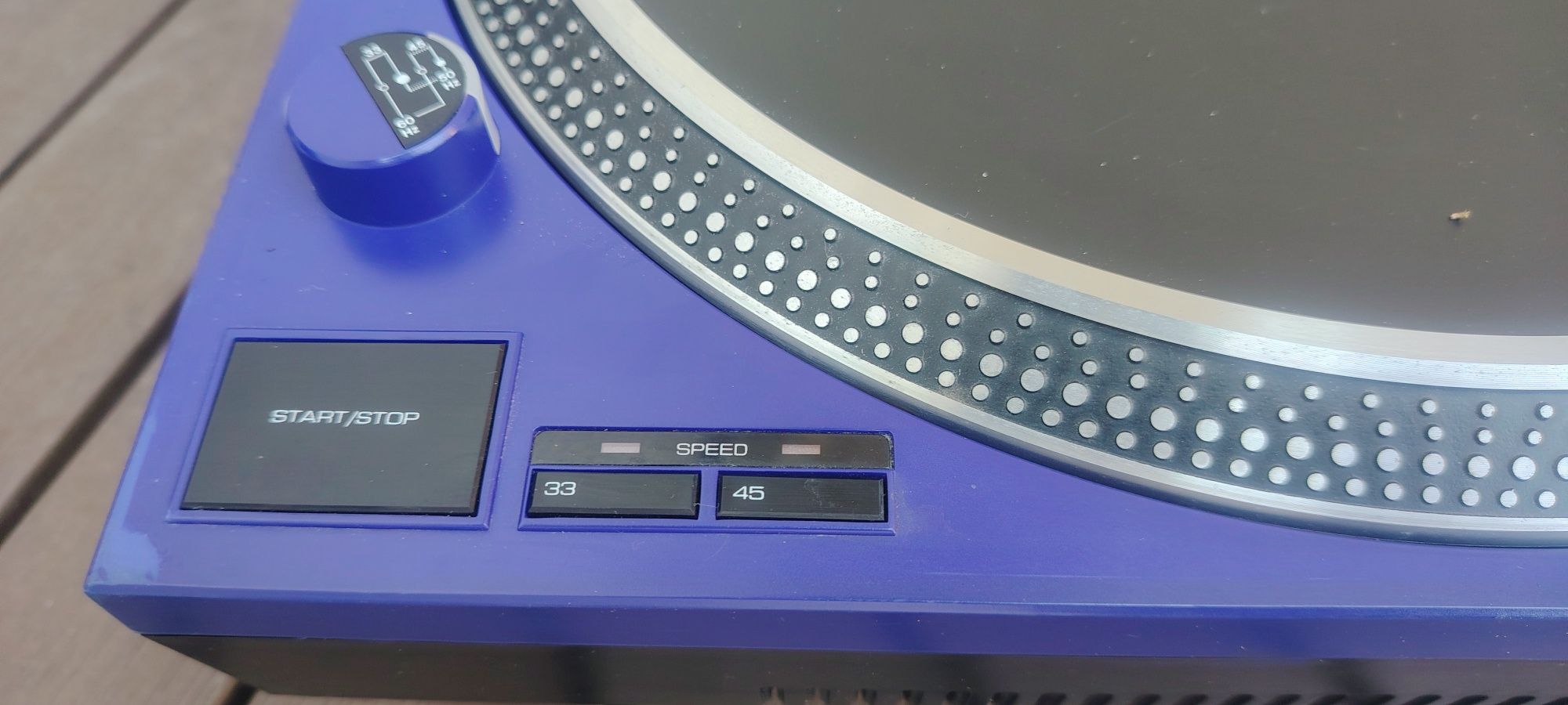 Gramofon numark TT 1700