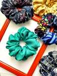 Jedwabna scrunchie