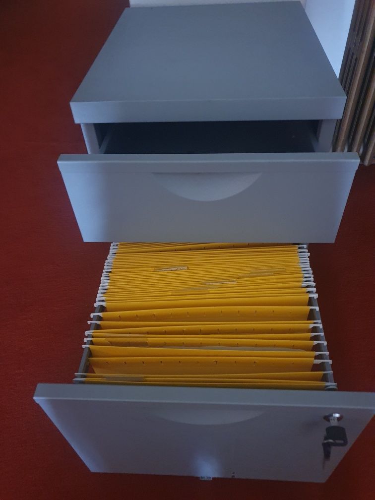 Módulo de gavetas de escritório