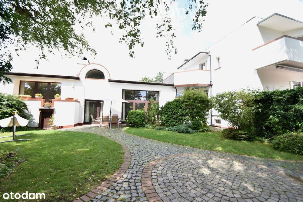 Sprzedam piękną WIllę w Kolumnie.