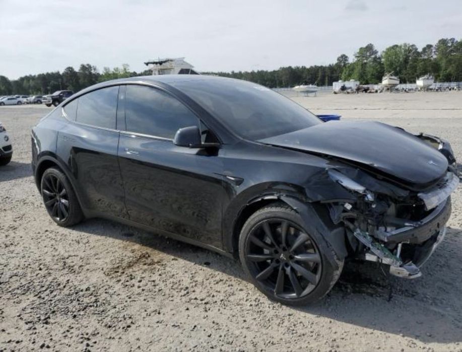 Бампер даери крыло капот  tesla model Y