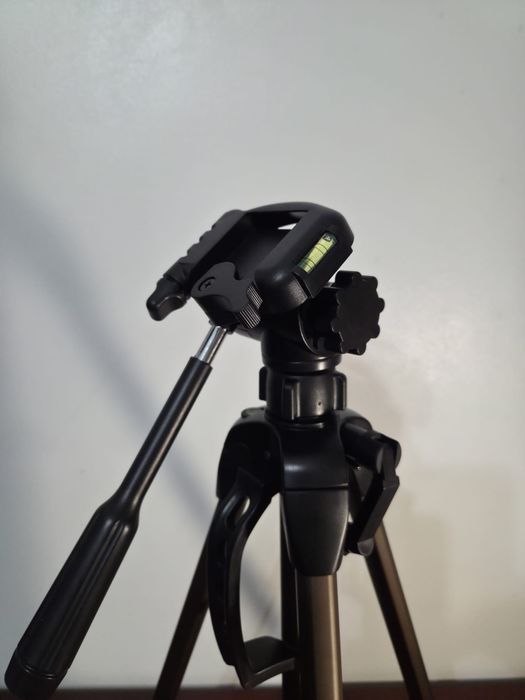 Kit Fotográfico Sony A6400 com acessórios.