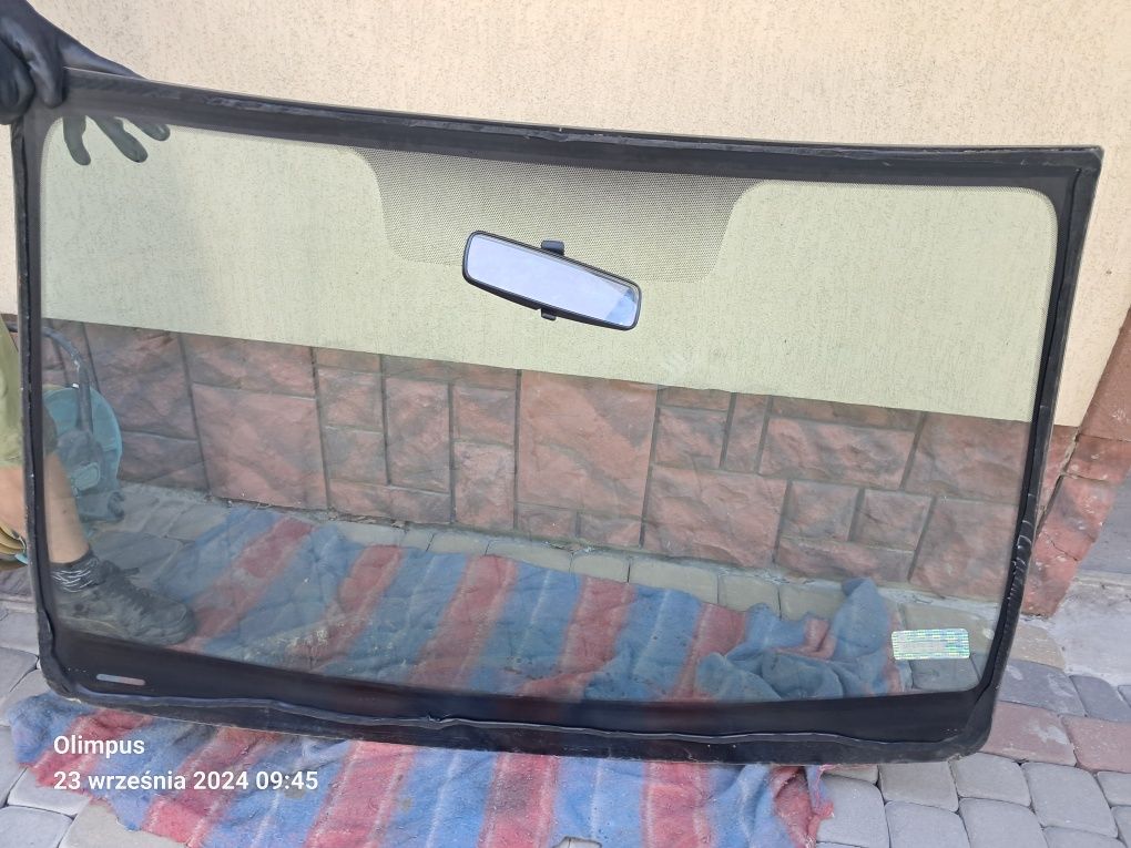 Szyba,czołowa, przednia Renault Clio III, części