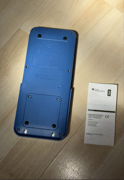 Calculadora Científica Texas TI-84 Plus CE-T