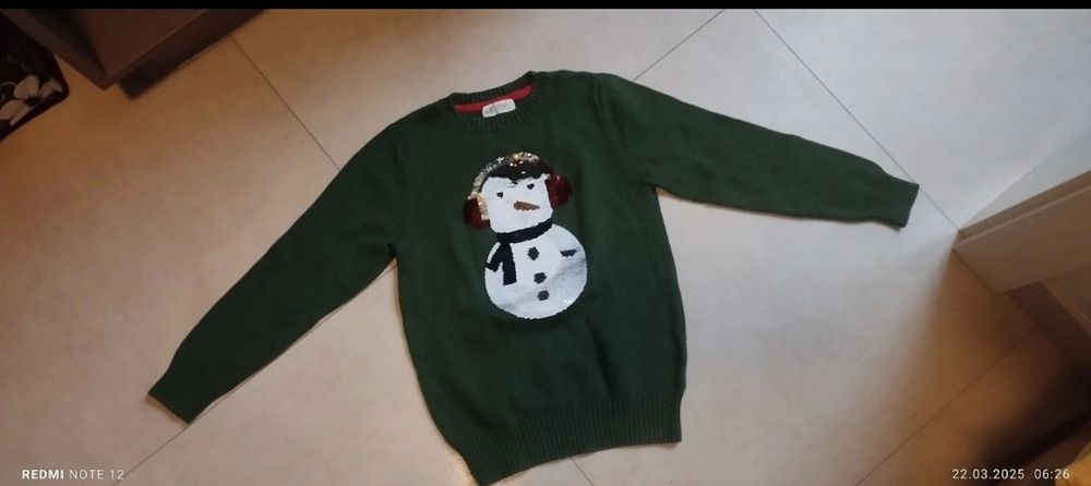 Sweterek dla chłopca r.122/128