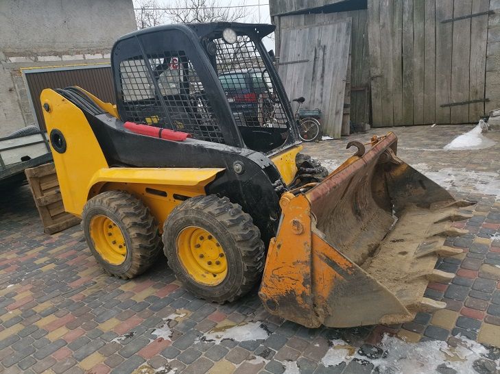 budowa domów pod klucz remonty adaptacje elewacje dachy ogrody koparka