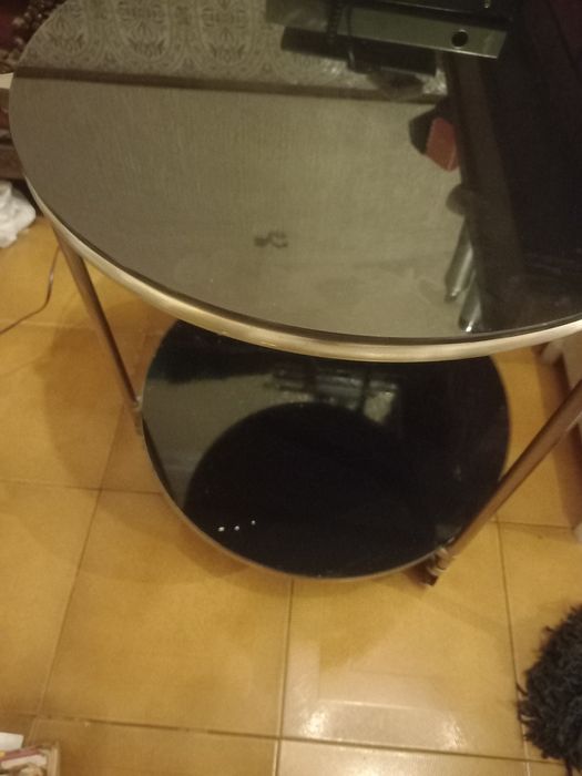 Mesa redonda  tampo vidro preta